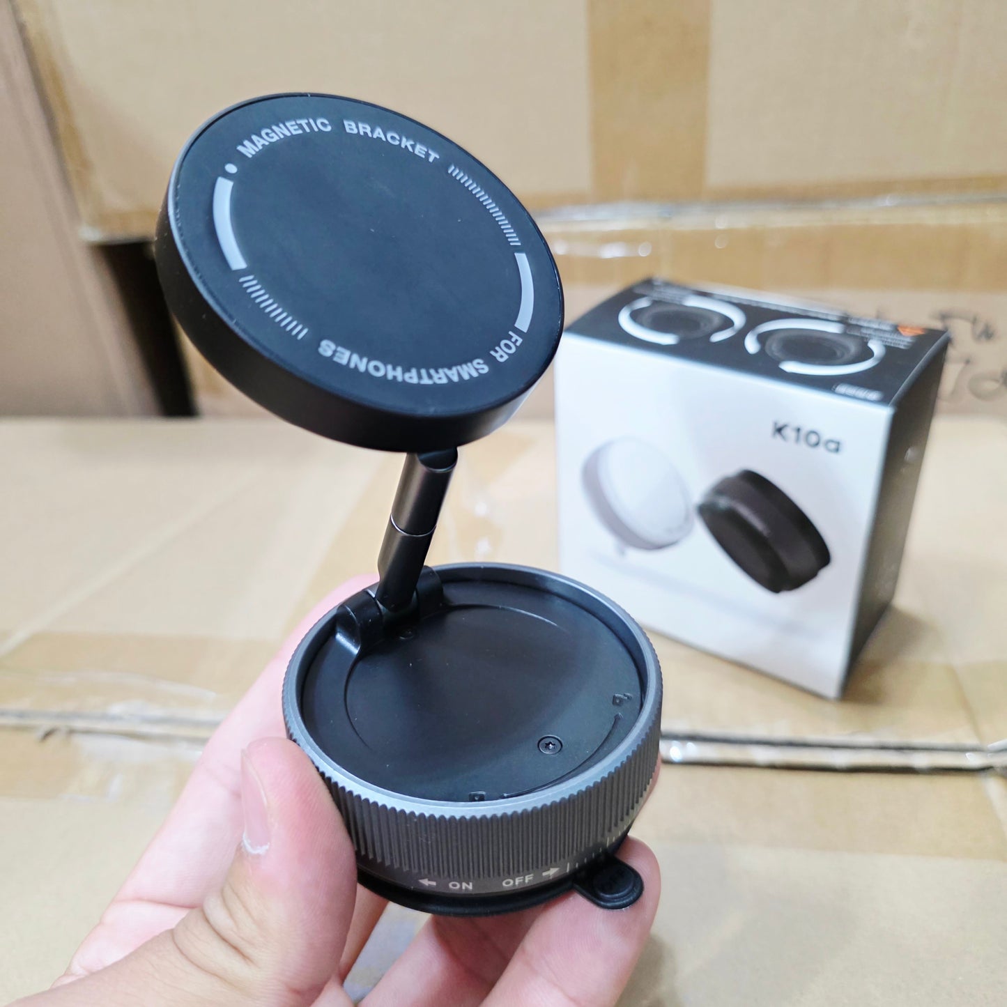 K10a magnetic phone holder with suction cup, adjustable height, can be attached to the dashboard or window in the car - R2J