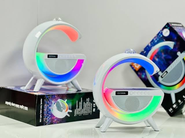 G Kablosuz Şarj Cihazı ve Disko Işığı RGB Rable lampa bluetooth Hoparlör - H3Q
