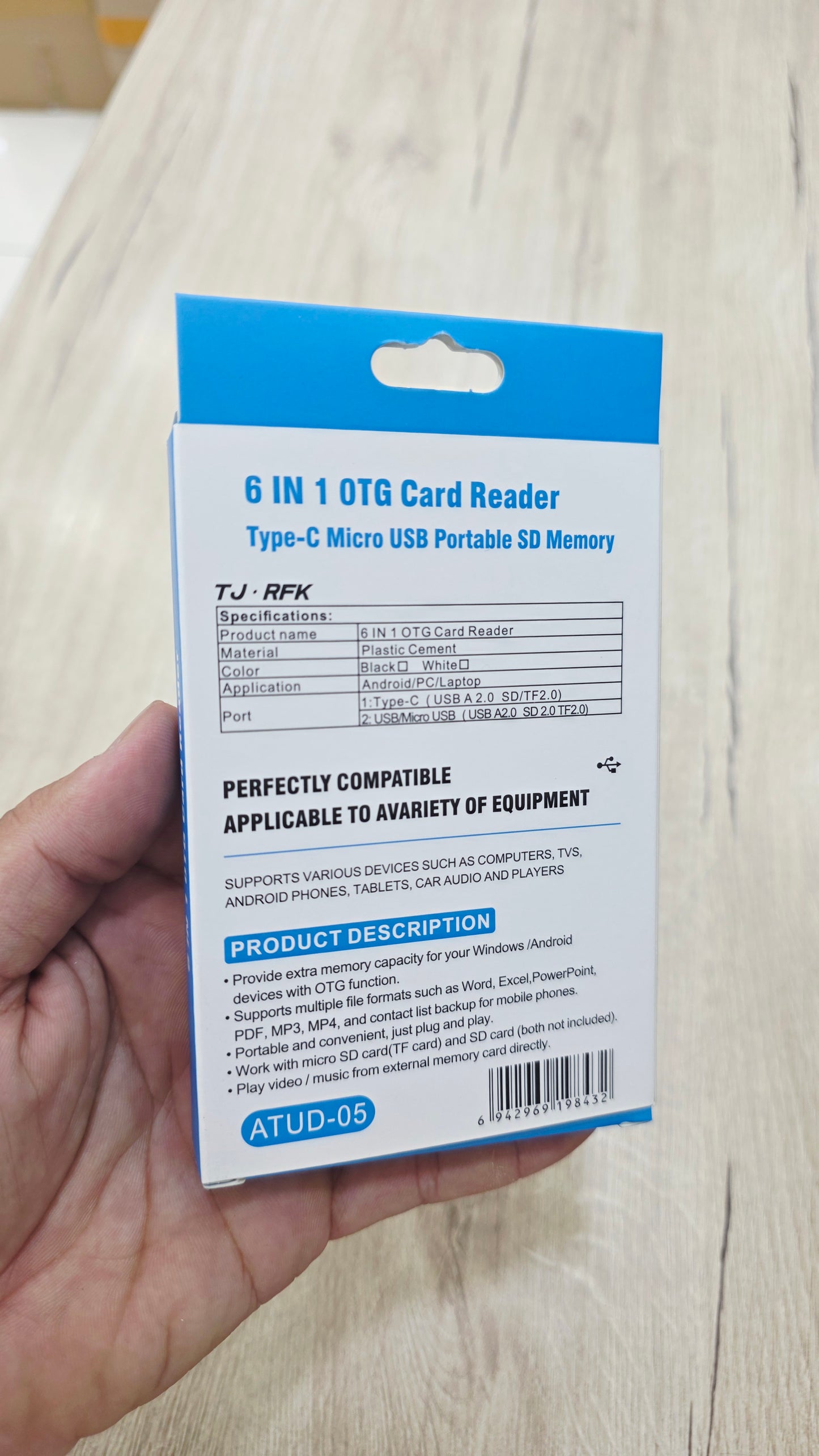 USB/OTG Hub Type-C - PC and Smartphone Compatible, Multi-Function Card Reader Adapter YD-40 - D1Z