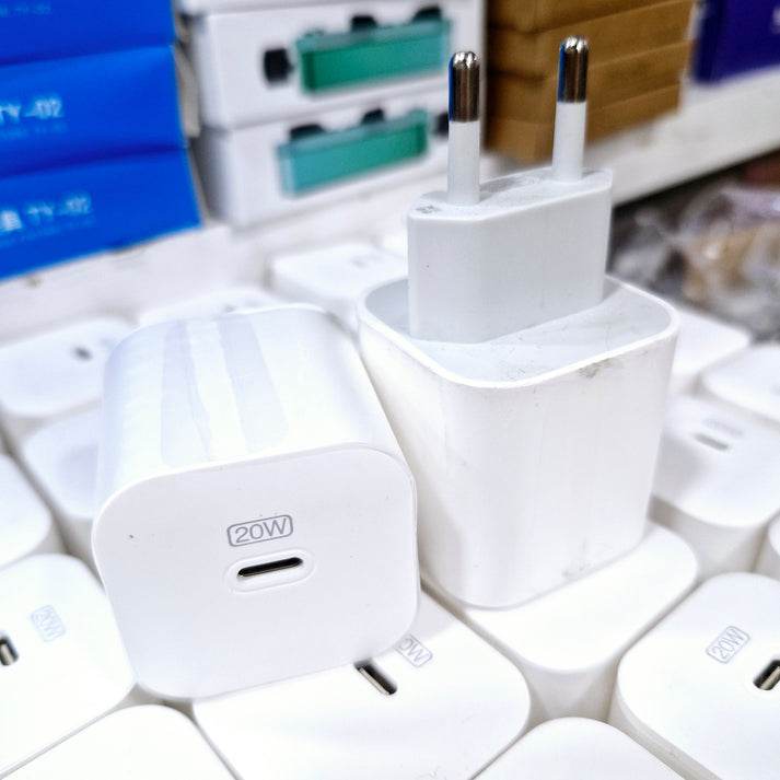 Kutusuz 20w typeC çıkışlı kare tasarımlı ios uyumlu şarj başlık - S1B - KolayMagza