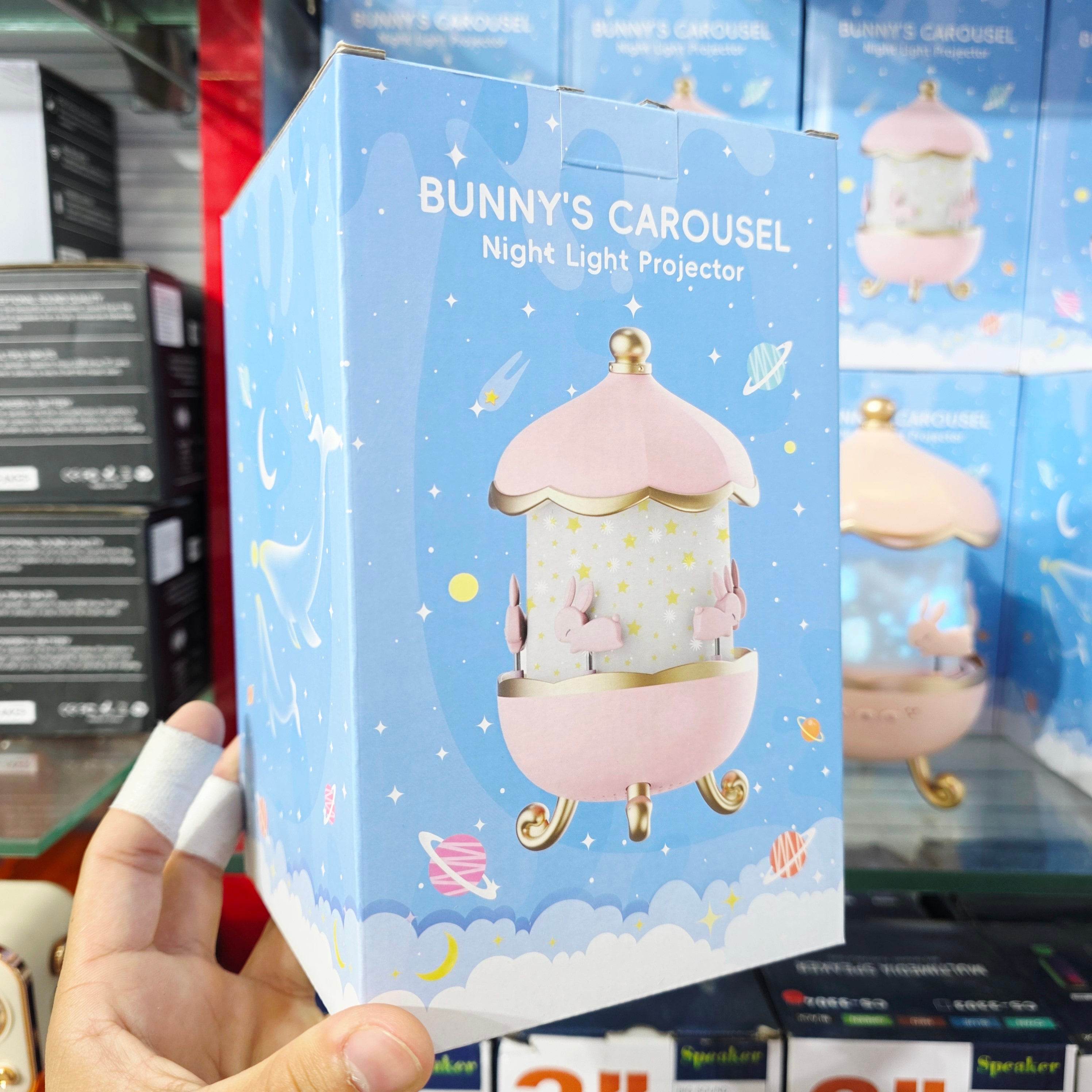 Tavşan Atlıkarınca Gece Lambası Projektörü bluetooth hoparlör, 6'lı Set Filmli Dönen LED Lamba, Büyülü Bir Çocuk Odası Atmosferi için Yıldız Projeksiyon Işığı, Çocuk Odası Dekoru için Döndürülebilir Tavşan Gece Lambası - H3X - KolayMagza