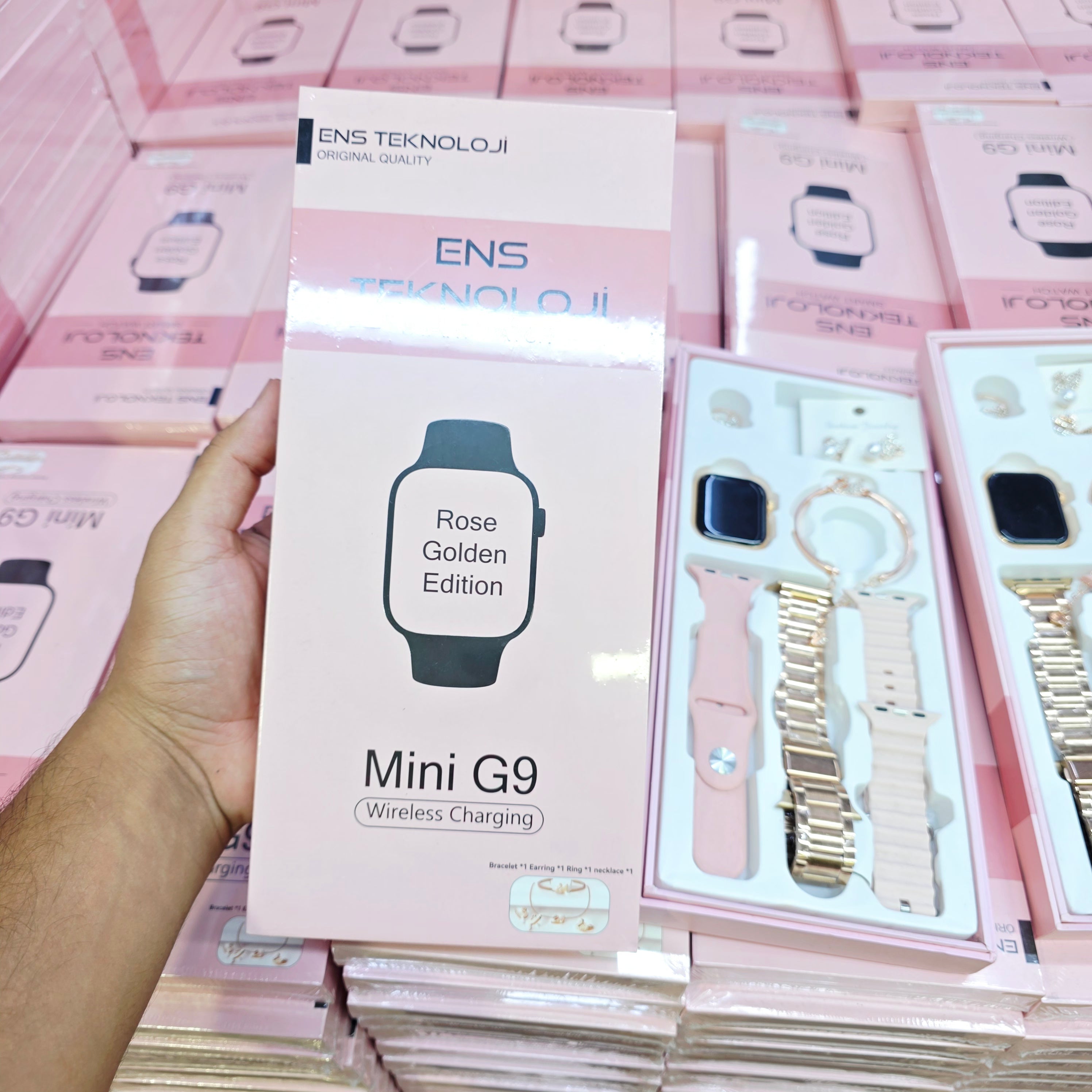Kadın Rose Gold Akıllı Saat Seti - G9 Mini Akıllı Saat + 3 Farklı Değiştirilebilir Kordon + Kuğu Figürlü Takı Seti Hediyeli