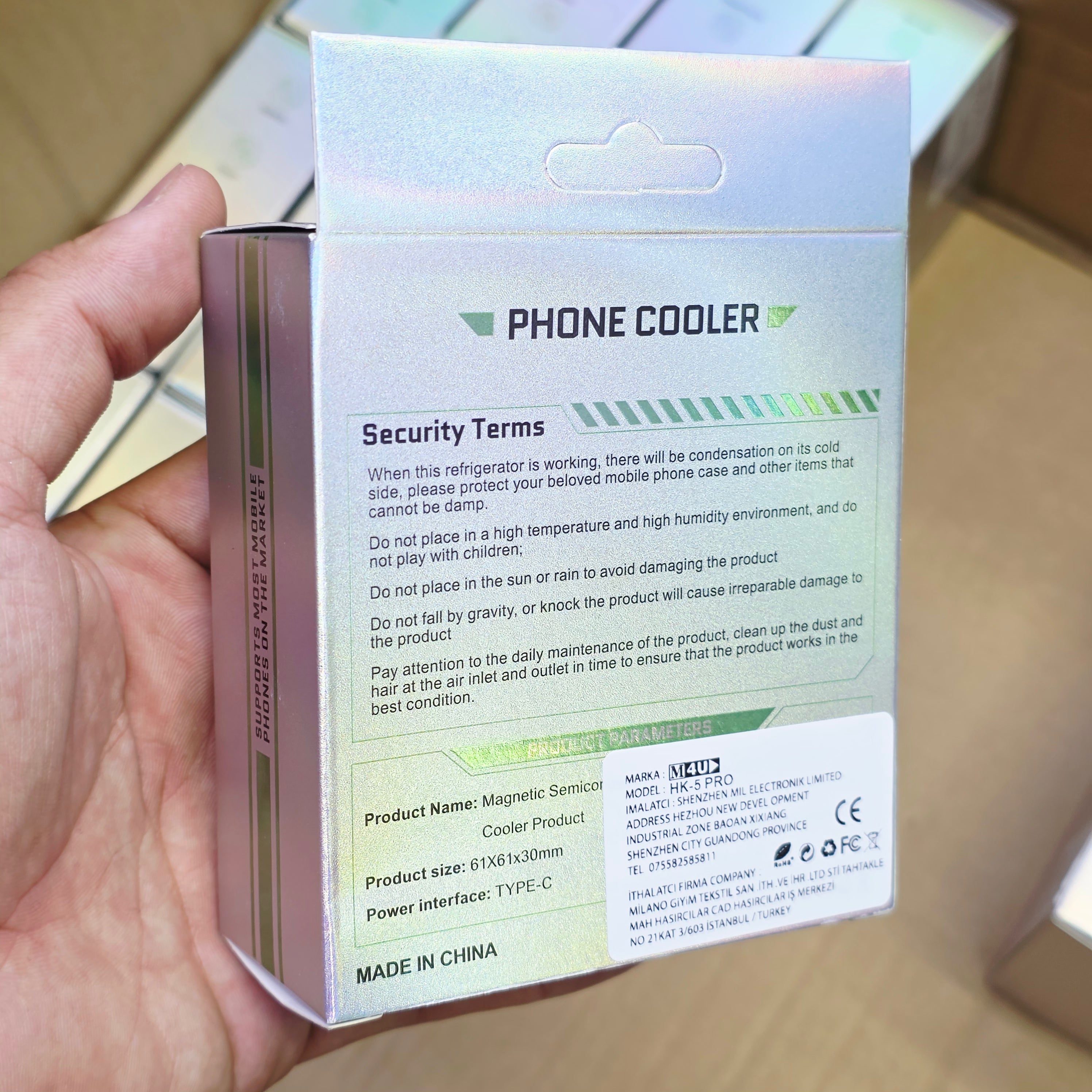 HK-5 Pro Dijital Ekranlı Manyetik Telefon Soğutucu Fan - Yarı İletken RGB Gaming Radyatör MİLANO