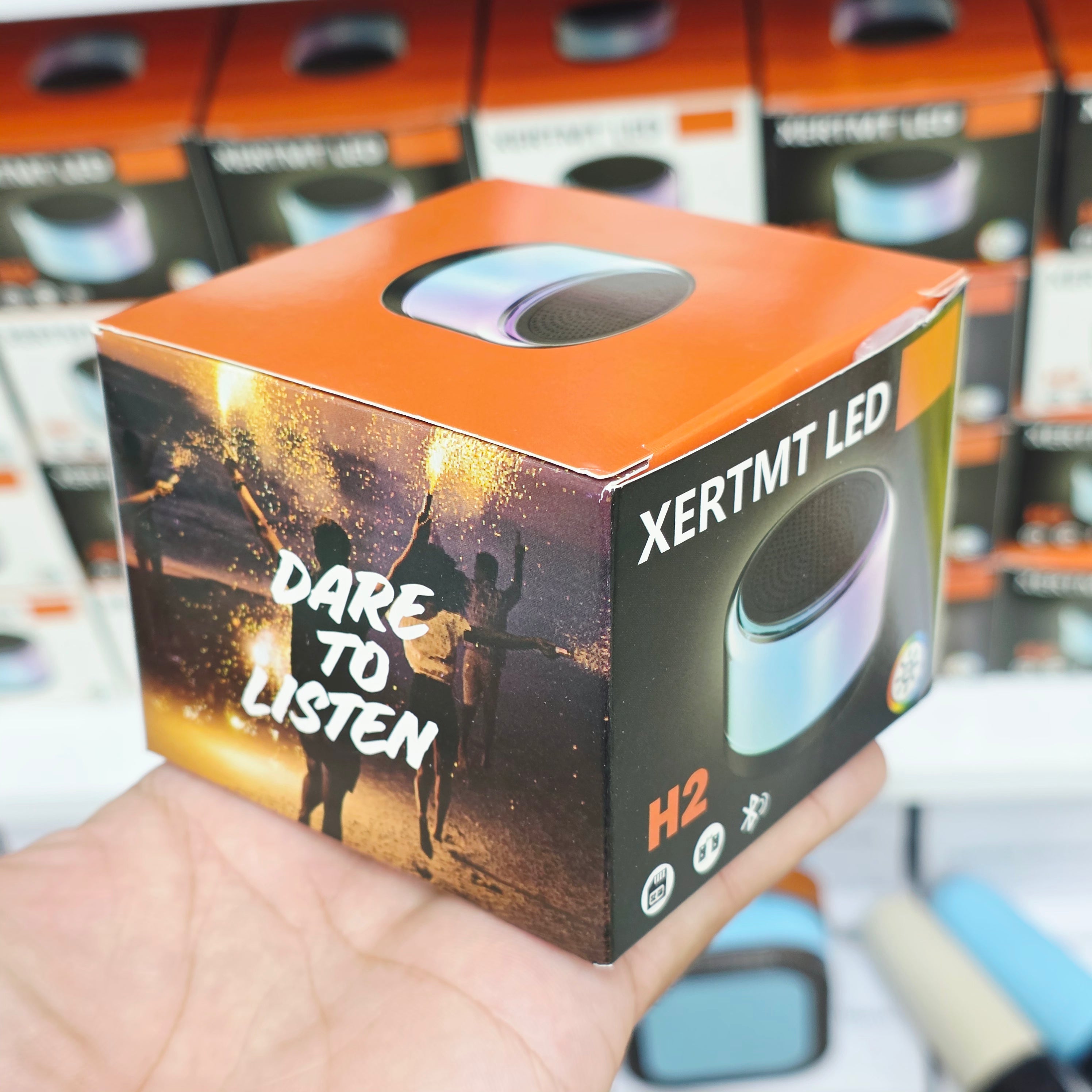 ( 5 adet ) Xertmt H2 RGB LED Işıklı Taşınabilir Bluetooth Hoparlör - Kablosuz Ses Bombası Tucci