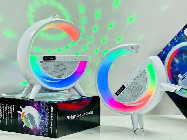 G Kablosuz Şarj Cihazı ve Disko Işığı RGB Rable lampa bluetooth Hoparlör - H3Q