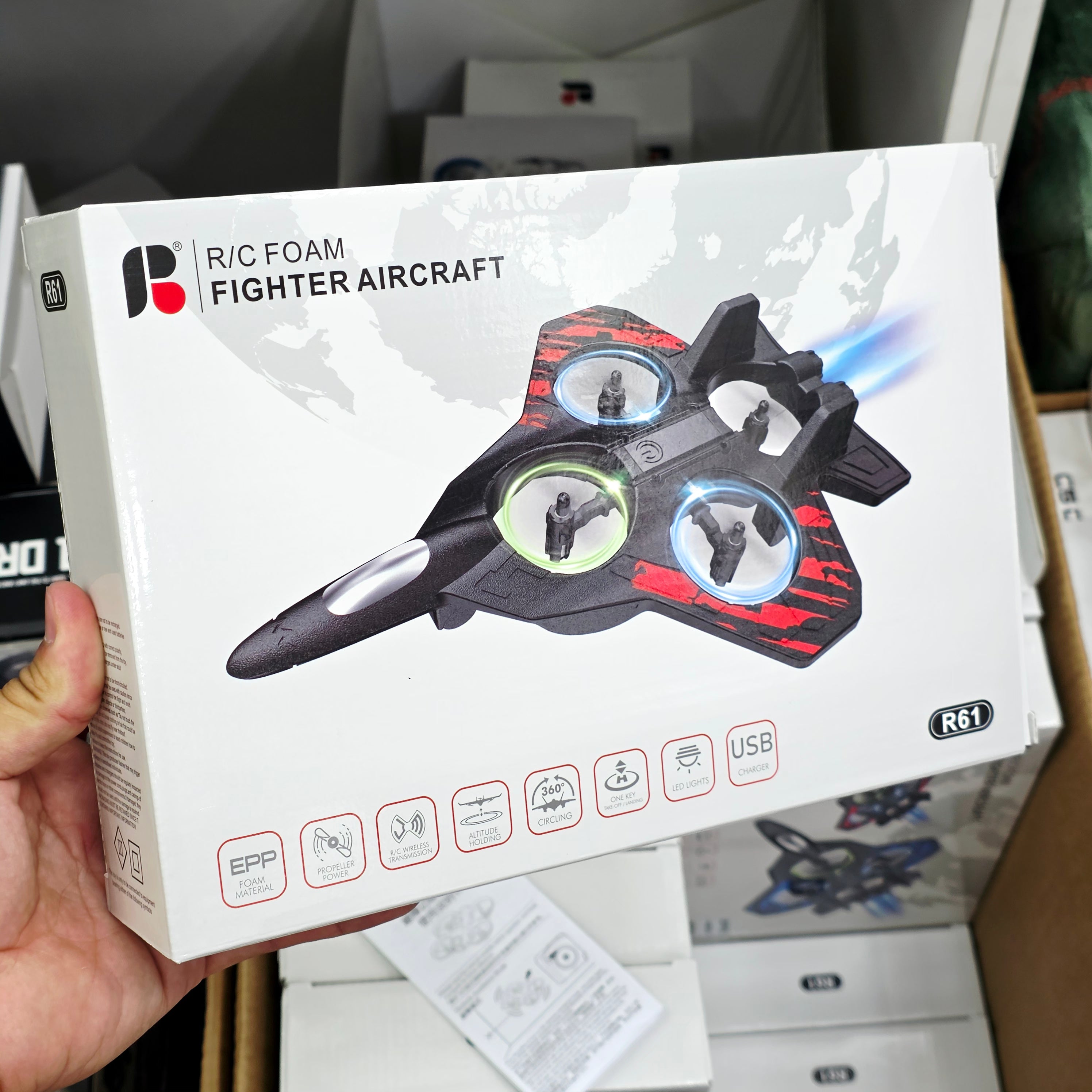 F166 Uçak Flying Club Dayanıklı Köpük Gövdeli 2,4ghz Uzaktan kumandalı 360Derece Dönebilen şarj edilebilir bataryalı oyuncak uçak TEKNOİST